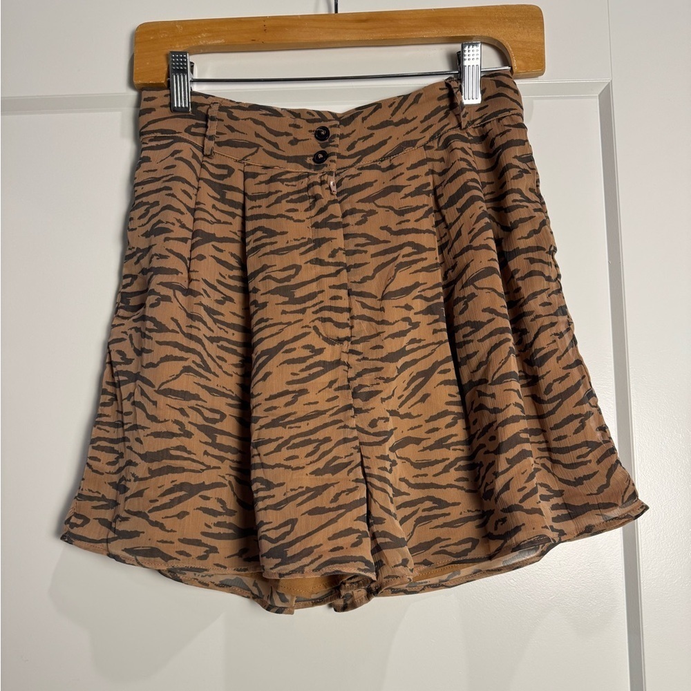 Walter Baker Nanette Short In Bali Tiger Animal Print High Waisted Lined